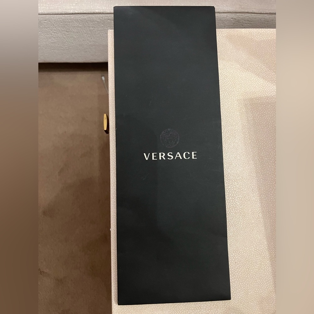 Authentic Versace Tie - Picture 3 of 3